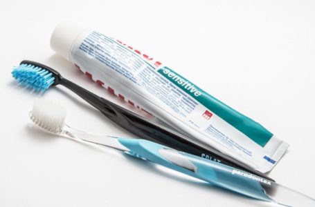 Зубной налет: причины и способ избавления