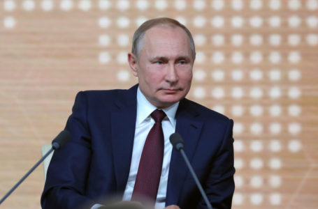 Путин и Пашинян обсудили по телефону двусторонние отношения России и Армении